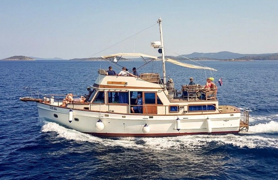 Bike and boat @Dugi otok